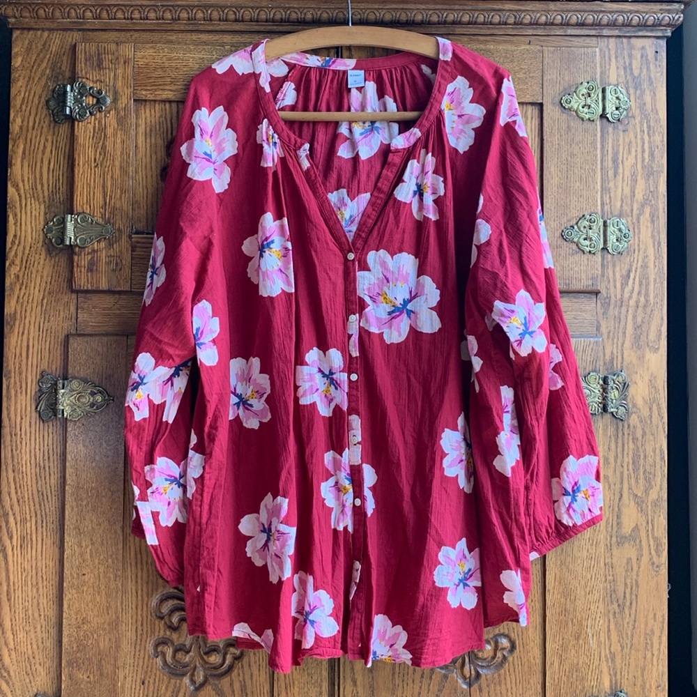 Old Navy floral button down top sz XL